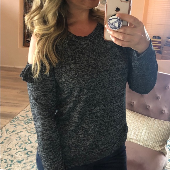 Charcoal cozy cold shoulder top - Picture 6 of 7